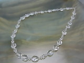 eArth + stOne 水晶ジュエリー