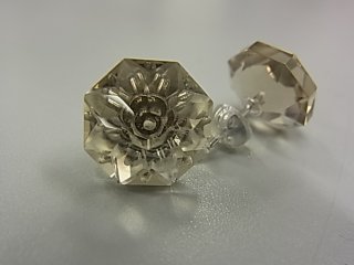 スモーキークォーツ - 三幸物産株式会社 eArth + stOneアースアンド