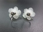 画像3: 18K WG 水晶&淡水パール「プルメリア」イヤリング (3)