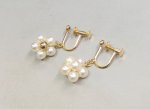画像2: 18K 留具／14K ボール入　淡水パールお花のイヤリング (2)
